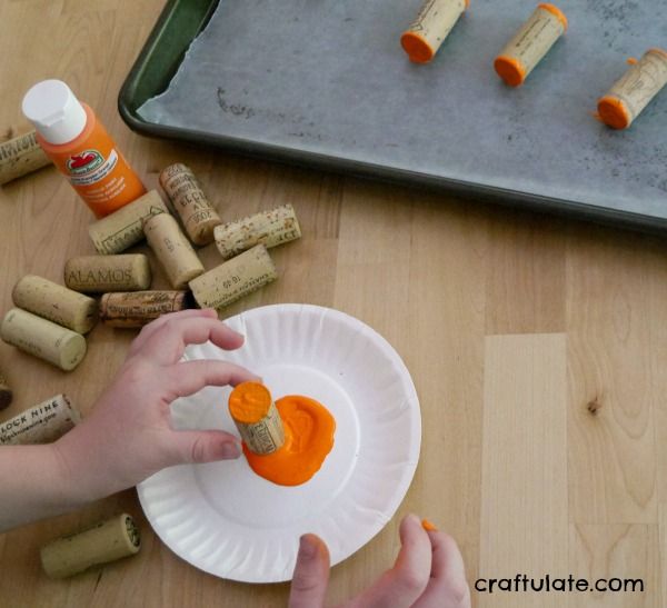 Cork Pumpkins for kids to make! A wonderful craft for the fall!