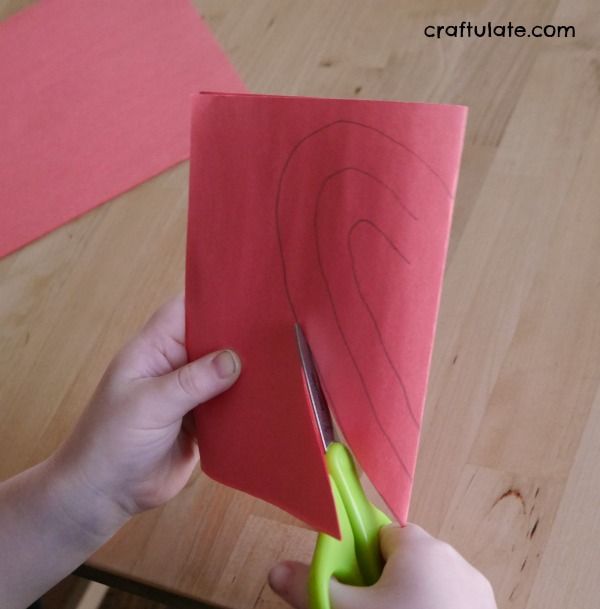 Valentines Cutting Hearts Activity - great for fine motor practice!