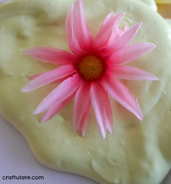 Spring Slime - sensory play recipe in pretty pastel colors