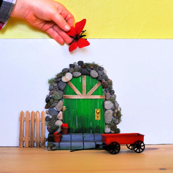 How to Make a Fairy Door from Popsicle Sticks