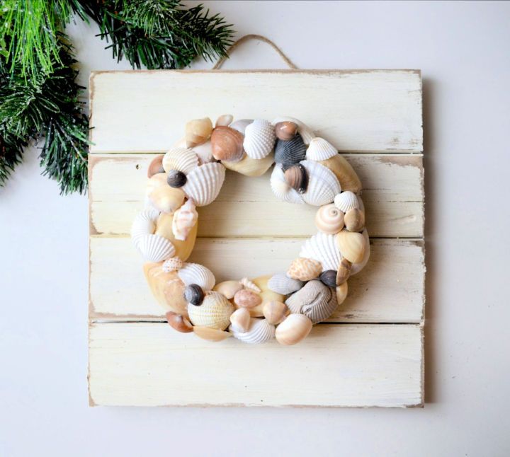 Shell Wall Hanging  Seashell crafts, Shell crafts diy, Shell crafts