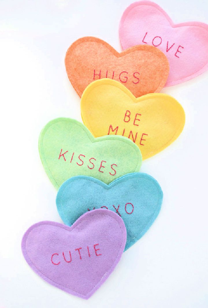 DIY Felt Crinkle Conversation Hearts