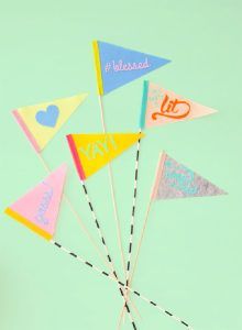 Flag Let Making 25 Easy DIY Felt Crafts, Projects and Free Patterns