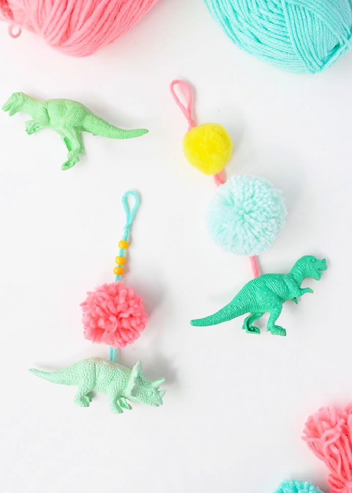 5 Easy Dinosaur Crafts for Kids • In the Bag Kids' Crafts