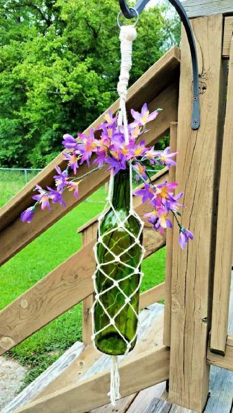 25 Easy DIY Wine Bottle Crafts and Upcycling Ideas