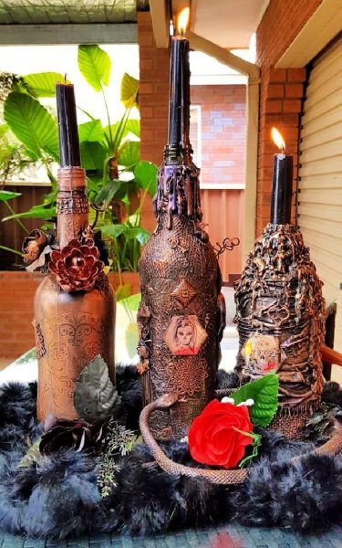25 Easy DIY Wine Bottle Crafts and Upcycling Ideas