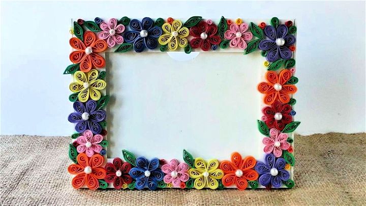 How to Create a Colorful Floral Photo Frame