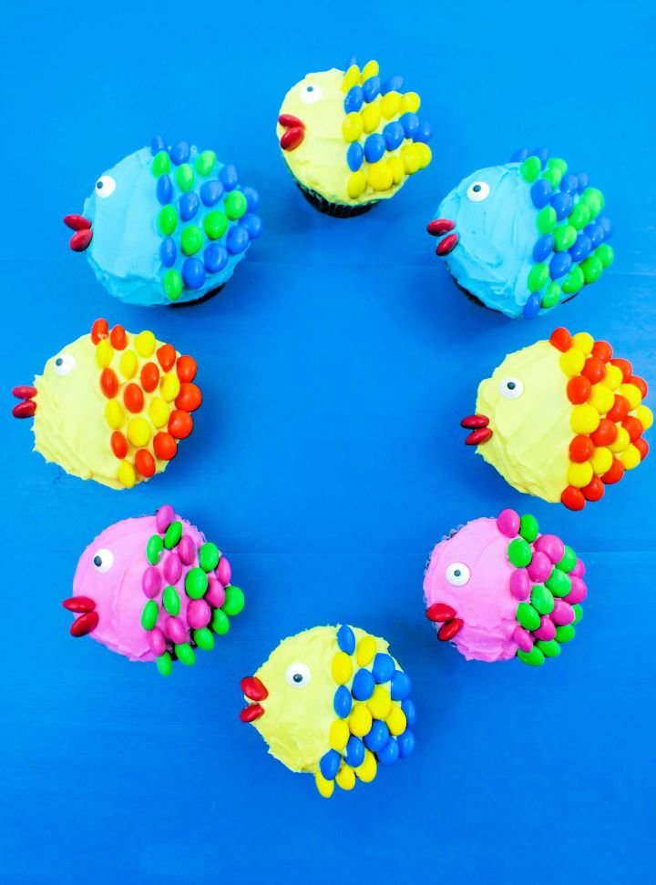 4 Crazy Kings: Cupcake Liner Fish  Crafts, Arts and crafts for kids, Ocean  crafts