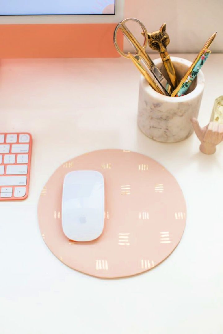 Make a DIY Mouse Pad