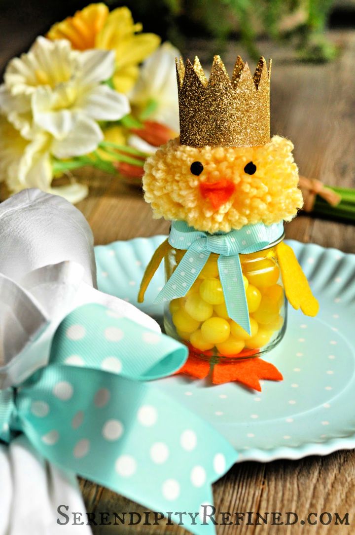 Recycled Baby Food Jar Easter Chick Candy Holder