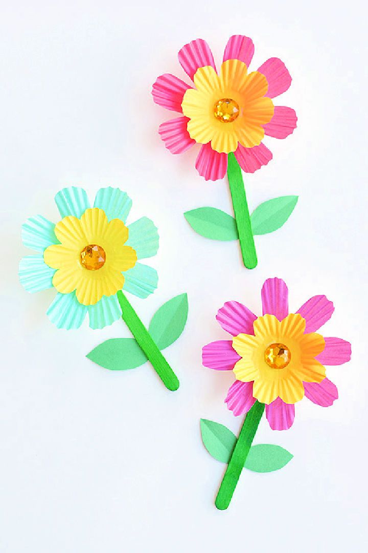 Simple Cupcake Liner Flowers Tutorial