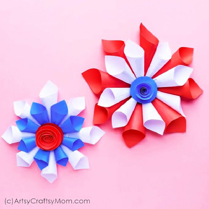 th of July Paper Cone Wreath Craft