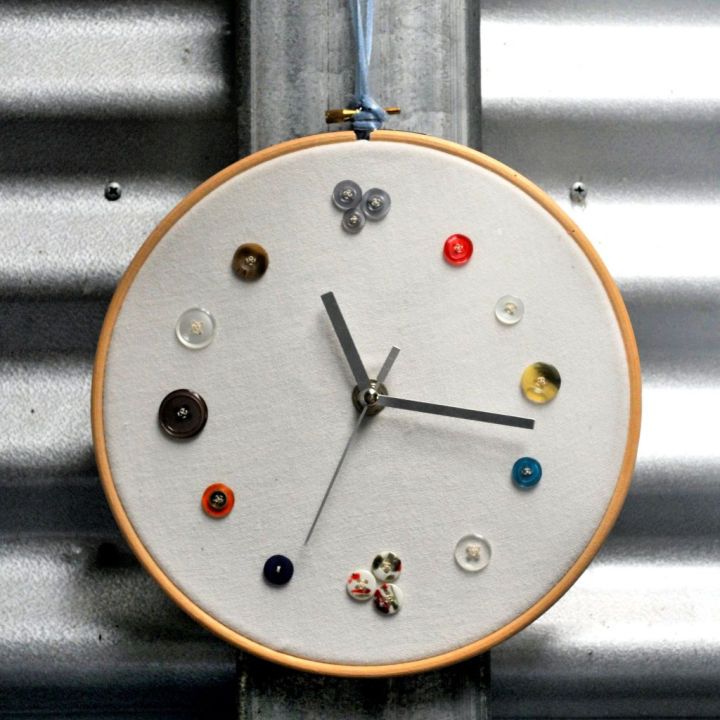 DIY Button Clock