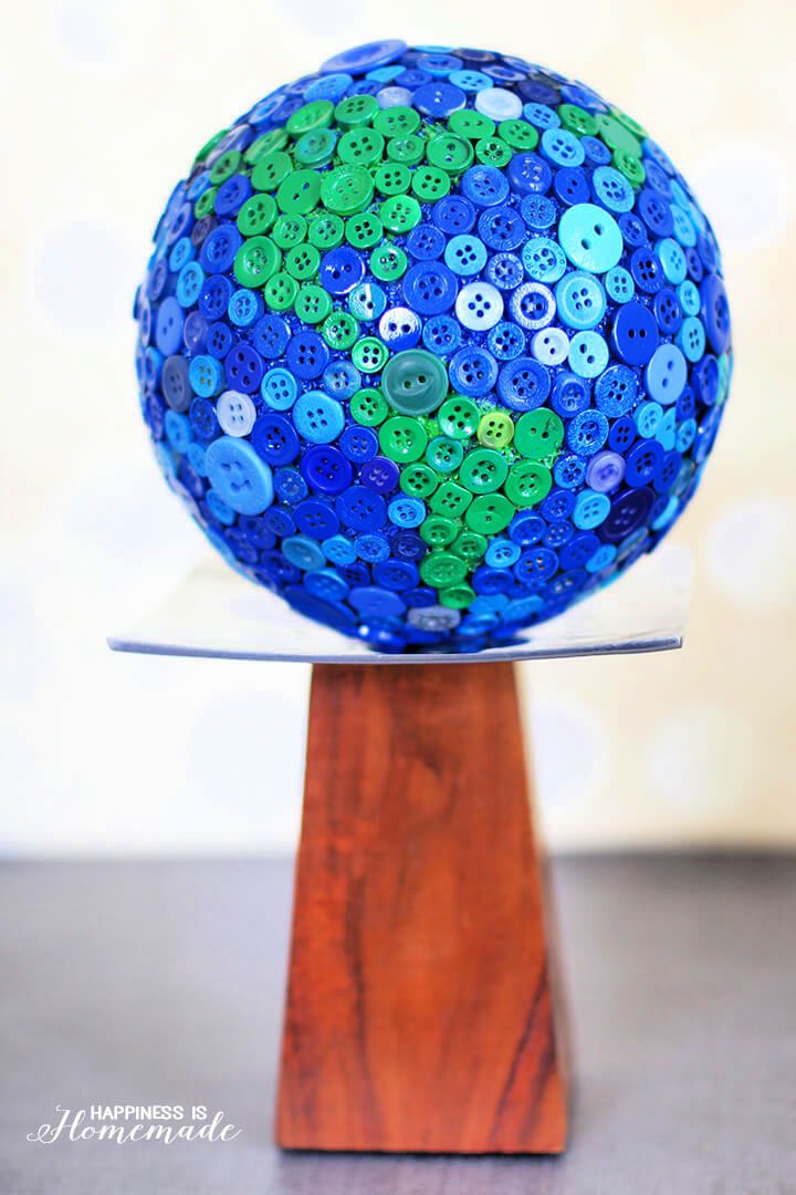 Simple DIY Button Globe