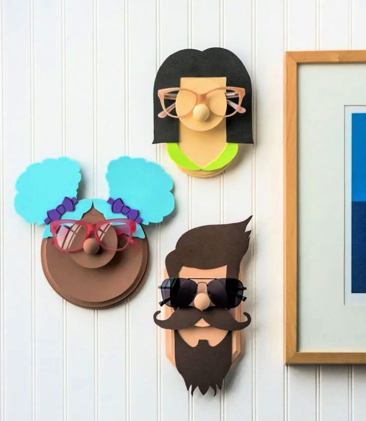 DIY Glasses Holder Display with Fun Faces