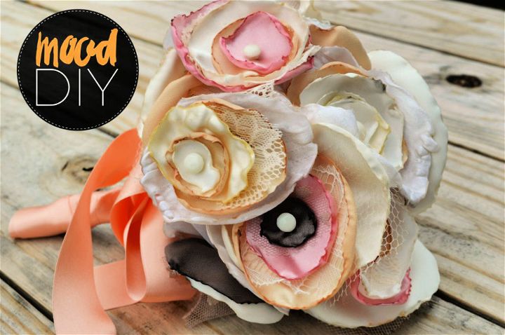 https://media.craftulate.com/wp-content/uploads/2022/11/Fabric-Flower-Bouquet.jpg