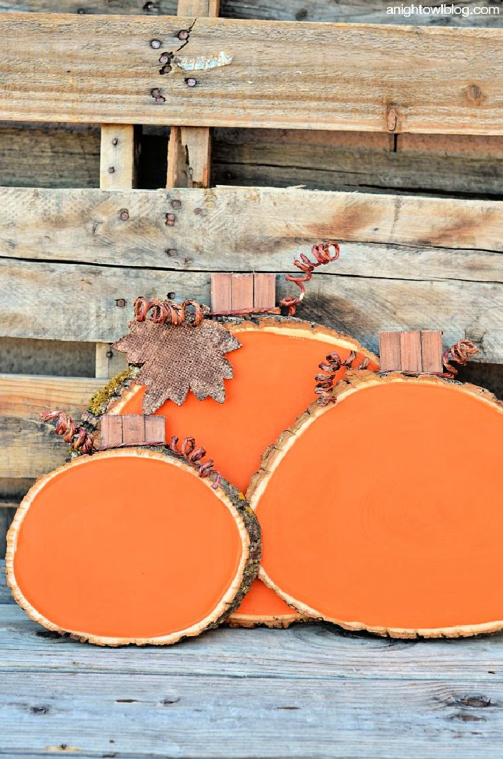 Painted Wood Slice Pumpkins