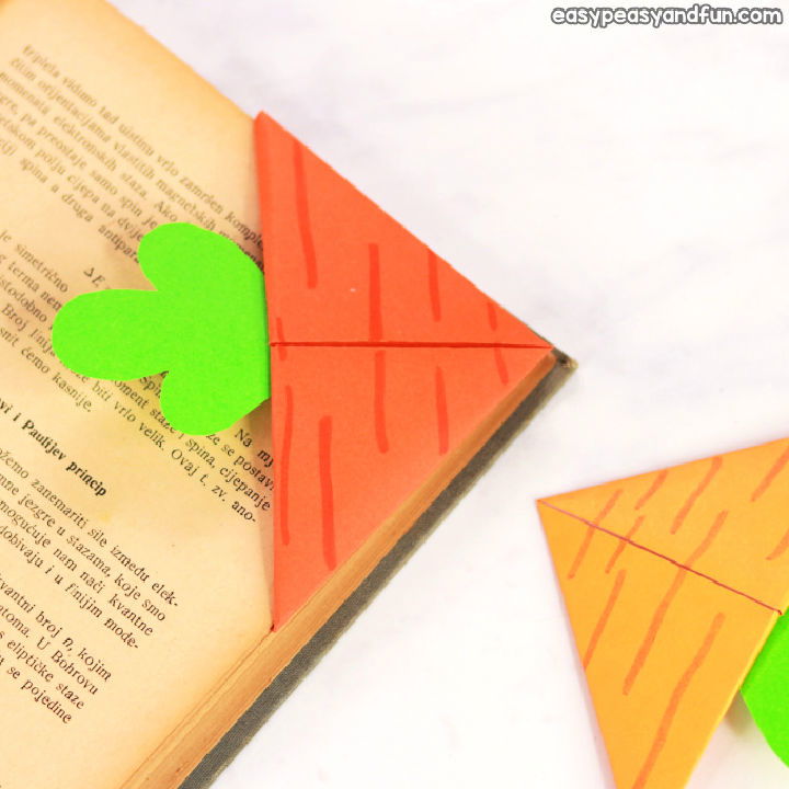 Carrot Corner Bookmark Craft