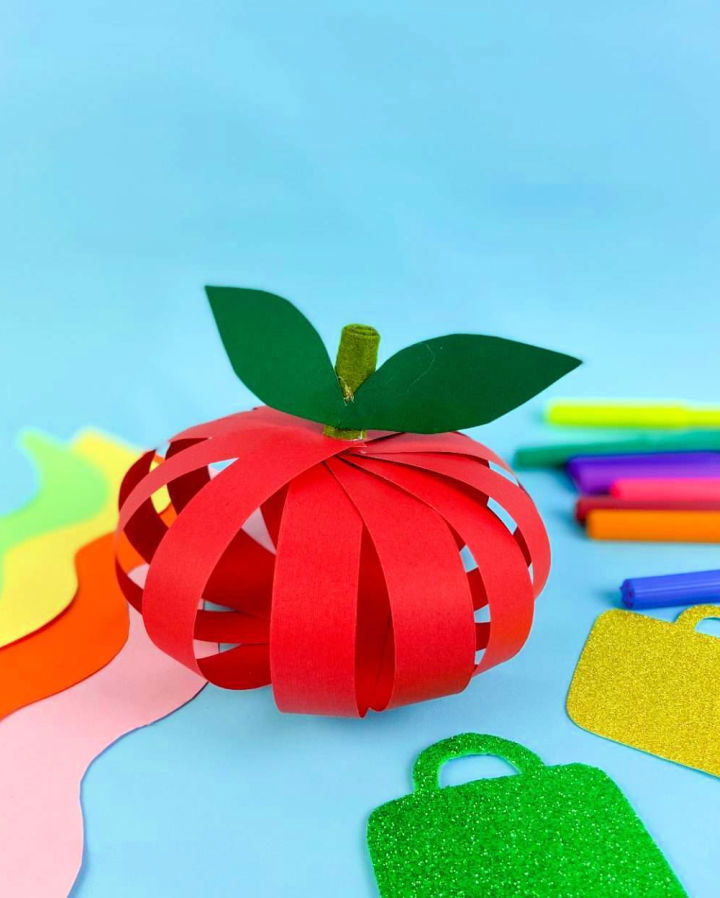 Construction Paper Apple Craft