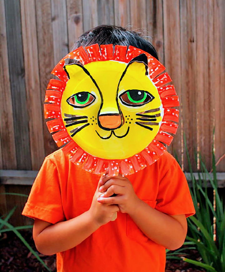 DIY Paper Lion Mask