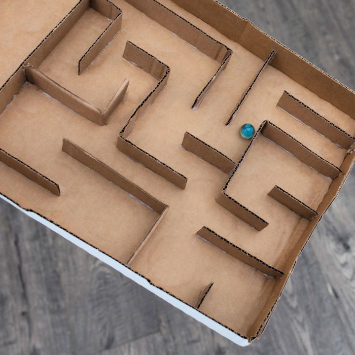 DIY Upcycled Marble Maze Using Cardboard