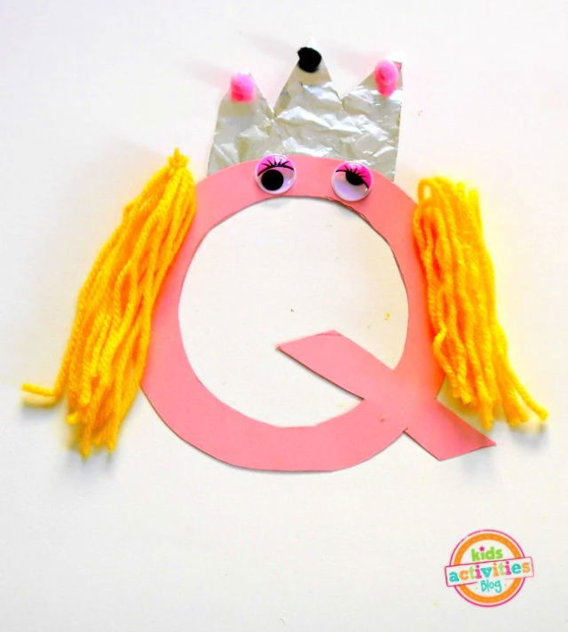 Easy DIY Q is for Queen