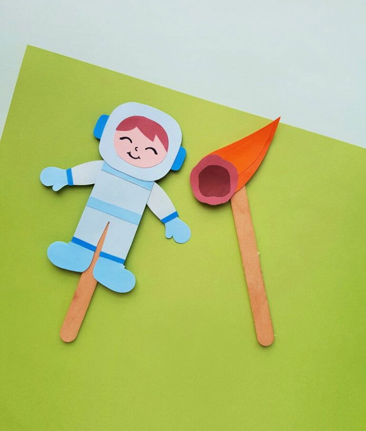 How to Make an Astronaut Puppet