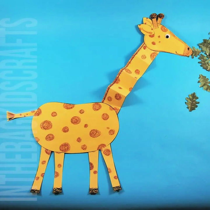 Simple DIY Giraffe for Kids