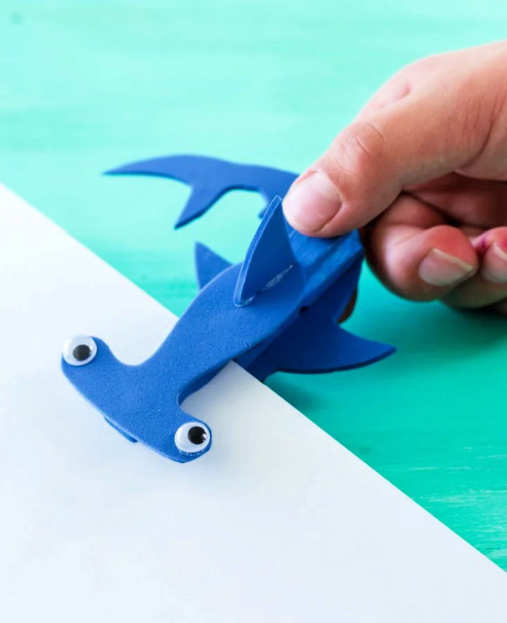 Simple DIY Hammerhead Shark Magnet