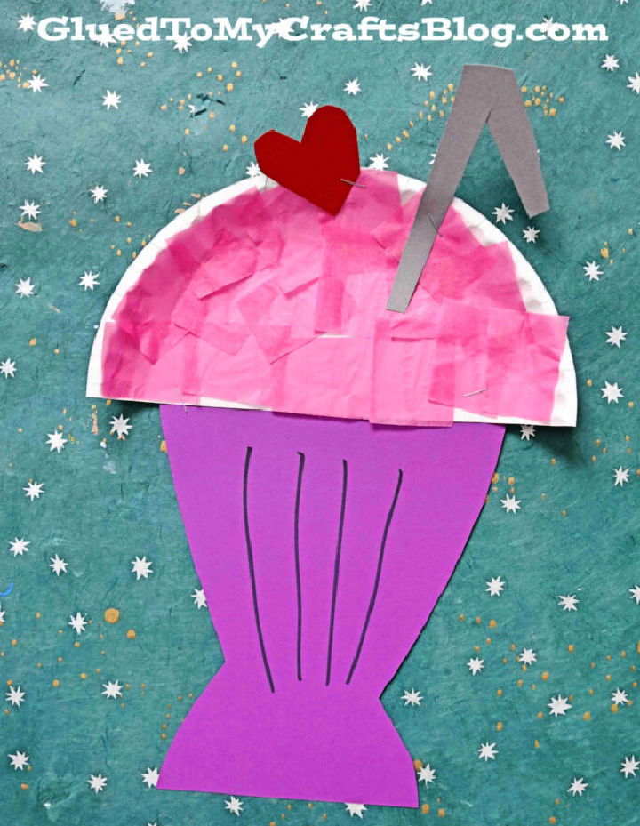 Simple DIY Paper Plate Milkshake